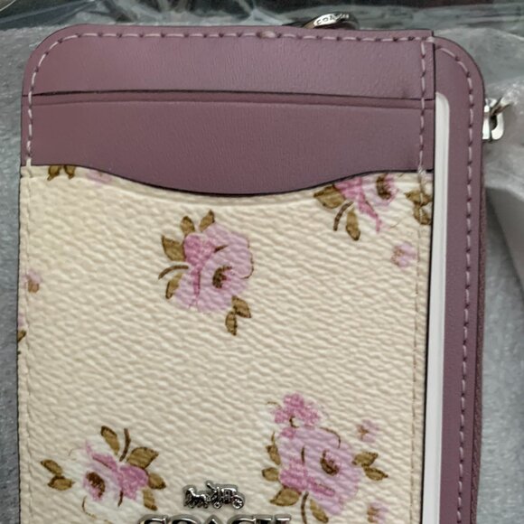 Coach Zip card case with chain NWT PRICE FIRM - Picture 1 of 5